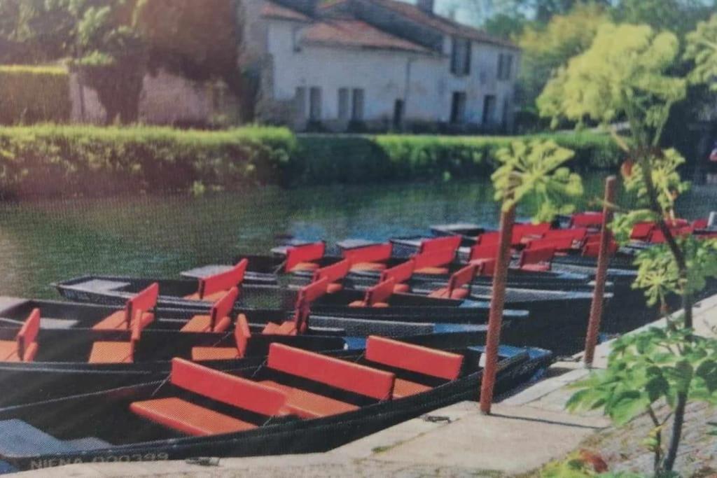 Gite Bin Benaise Draps Et Serviettes Compris Pamproux Exterior foto