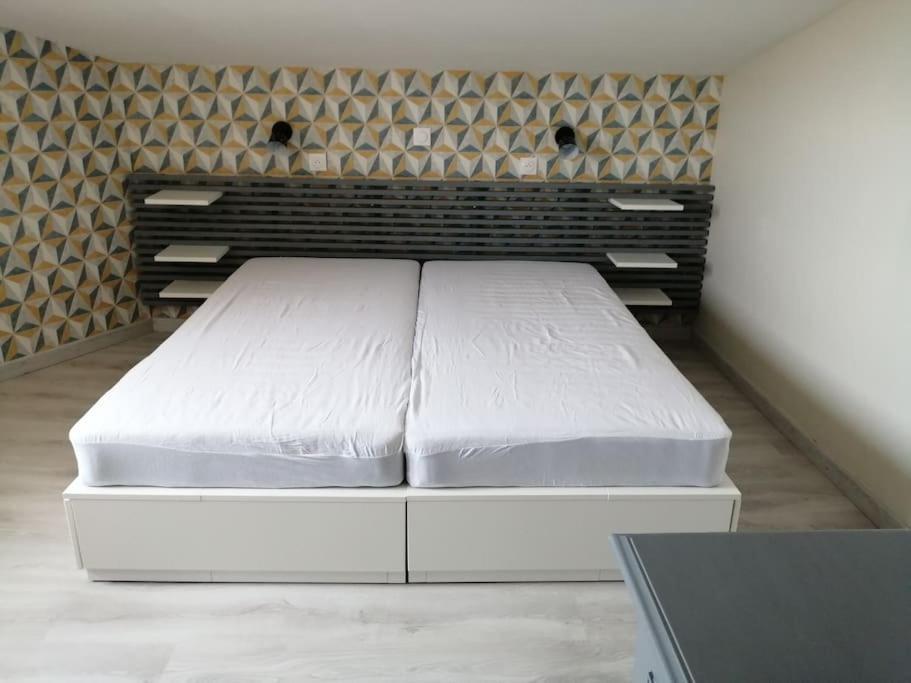 Gite Bin Benaise Draps Et Serviettes Compris Pamproux Exterior foto